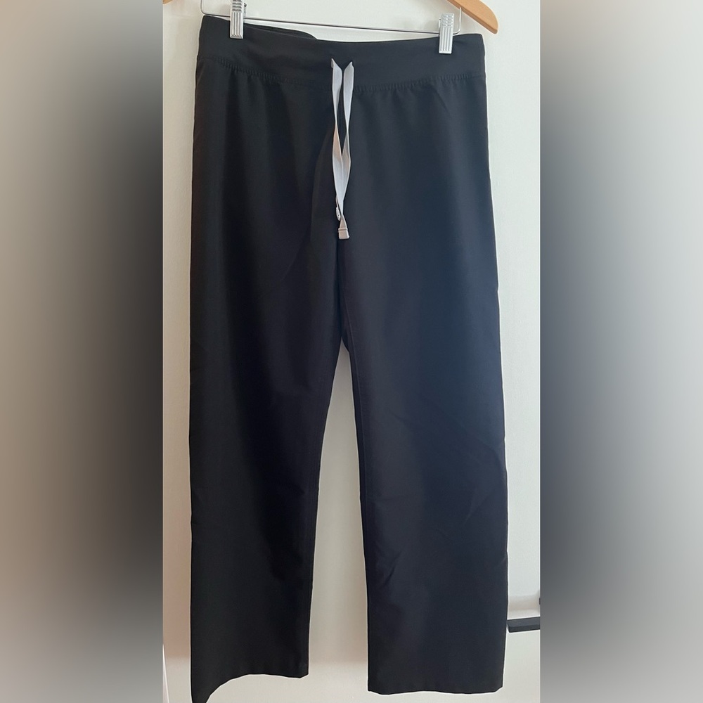 FIGS Livingston Basic Scrub Pants - Black - Small Petite
